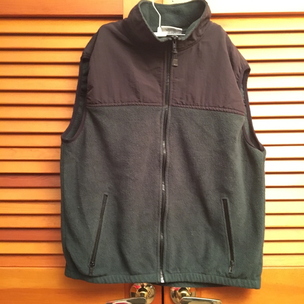Green and Black Fleece Zipup Woolrich Vest
